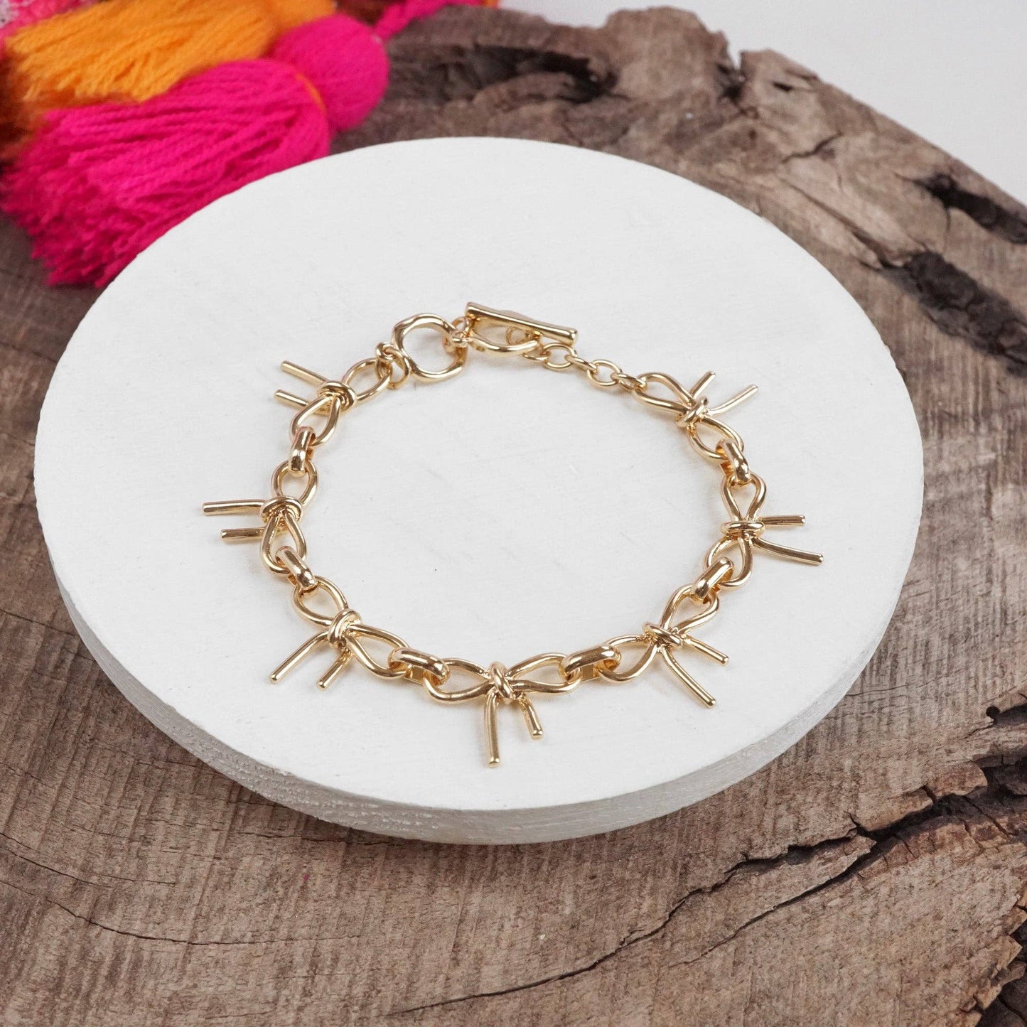 PennyLine inc - Bow Link Bracelet Gold Tone