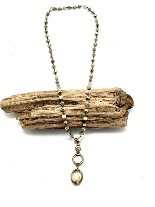 Necklace Vintage Style Multi Beads w/Circle Beveled Glass 30”