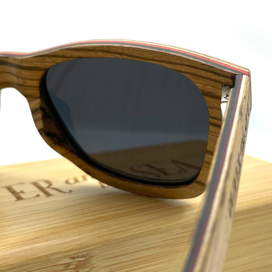 Oliver y el mar - Gafas de sol de madera polarizadas / Cape Charles