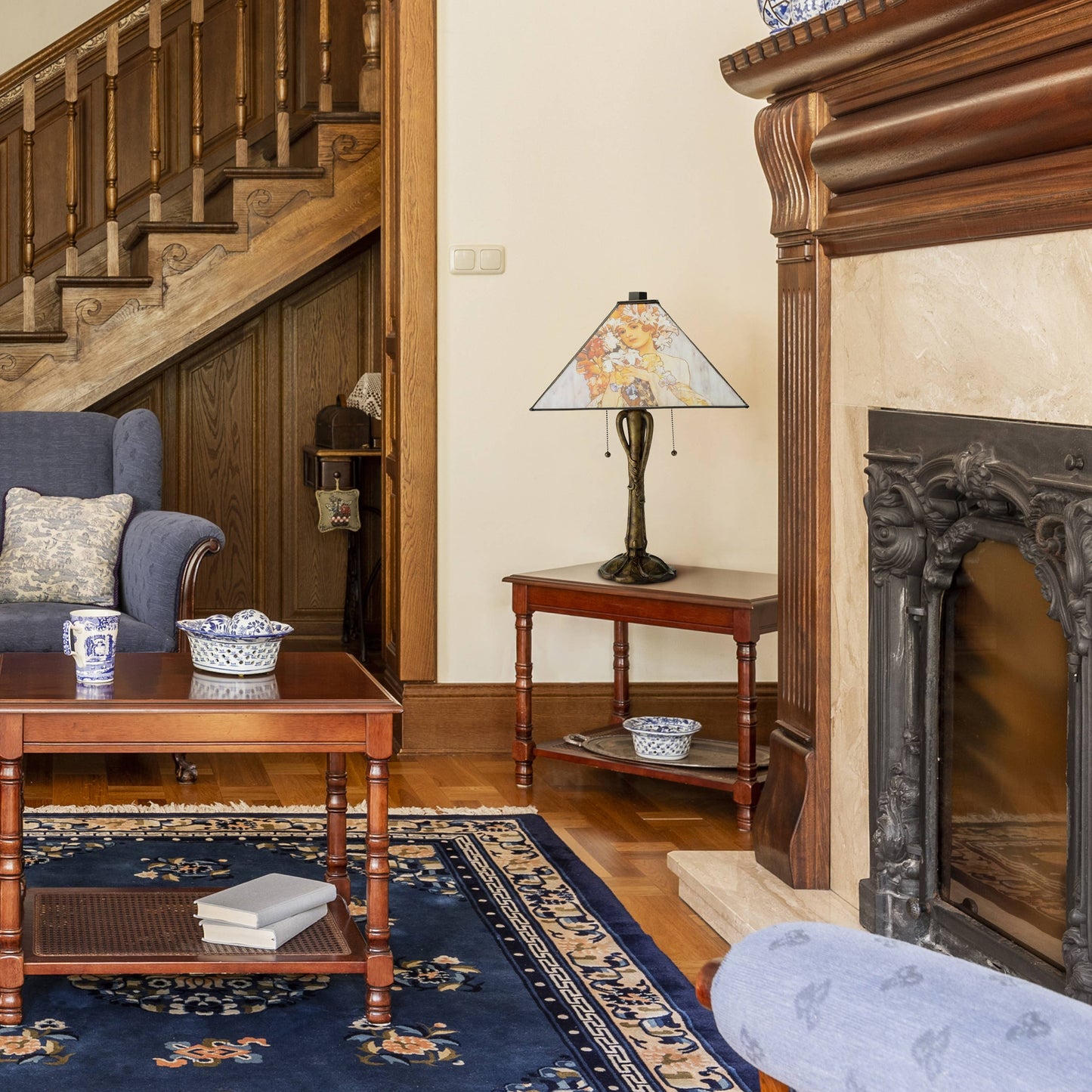 21.5"H Madelyn Gold & Cream Table Lamp