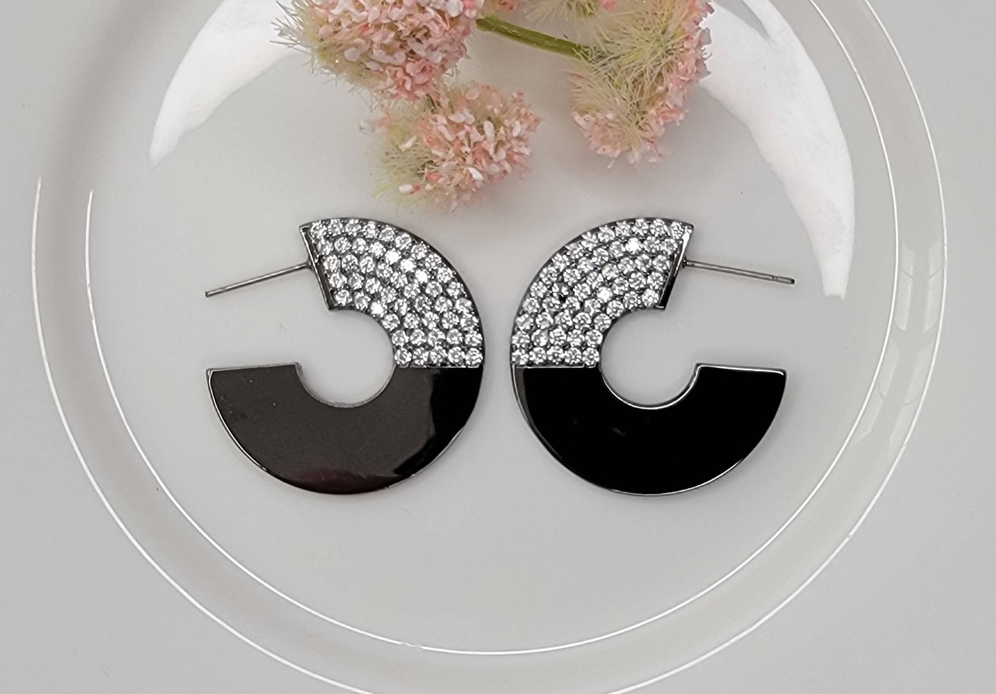 CZ CIRCLE HOOP-Large with Post