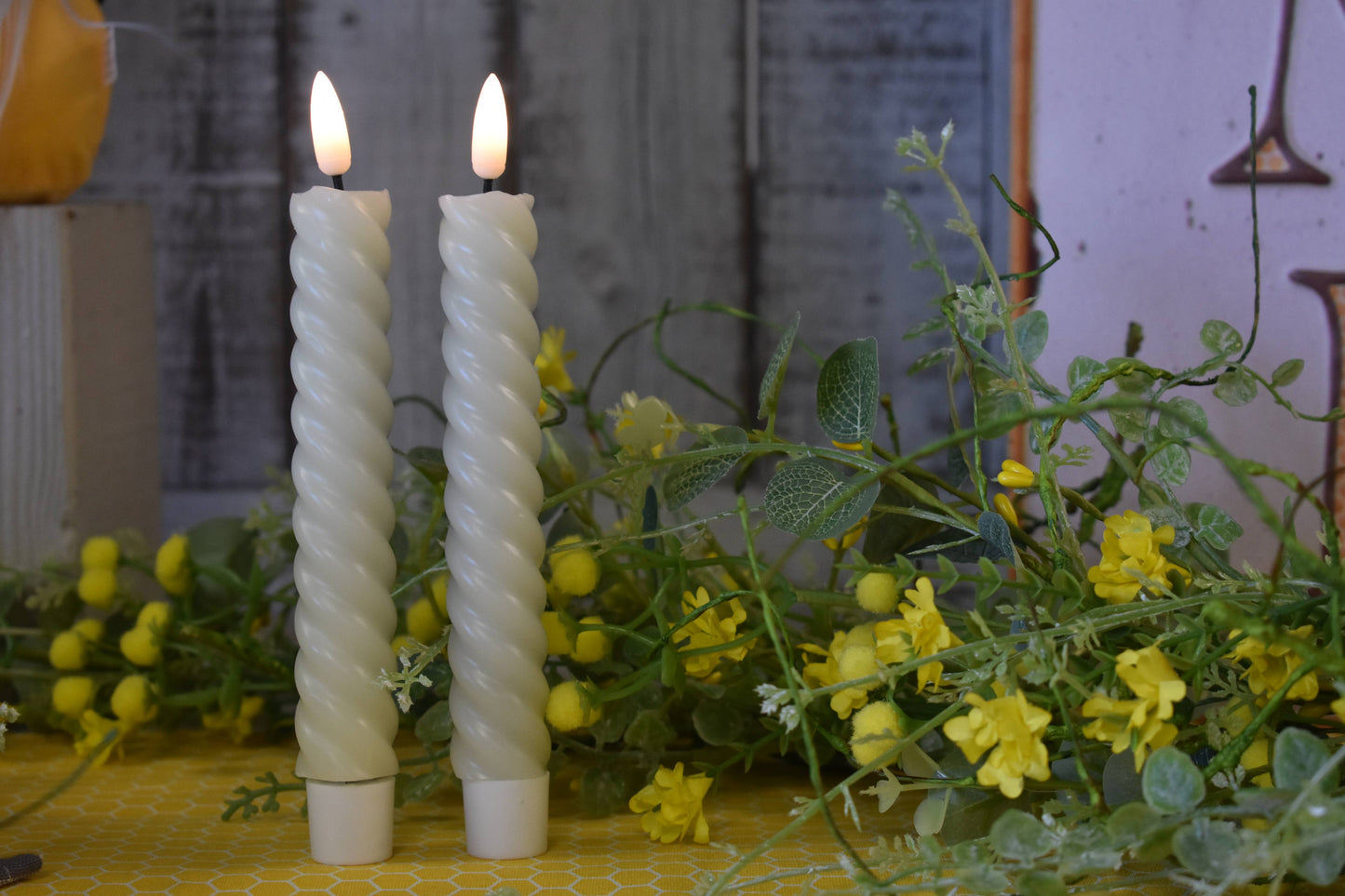 Spiral Taper Candle Realistic Flame 6in 2pack