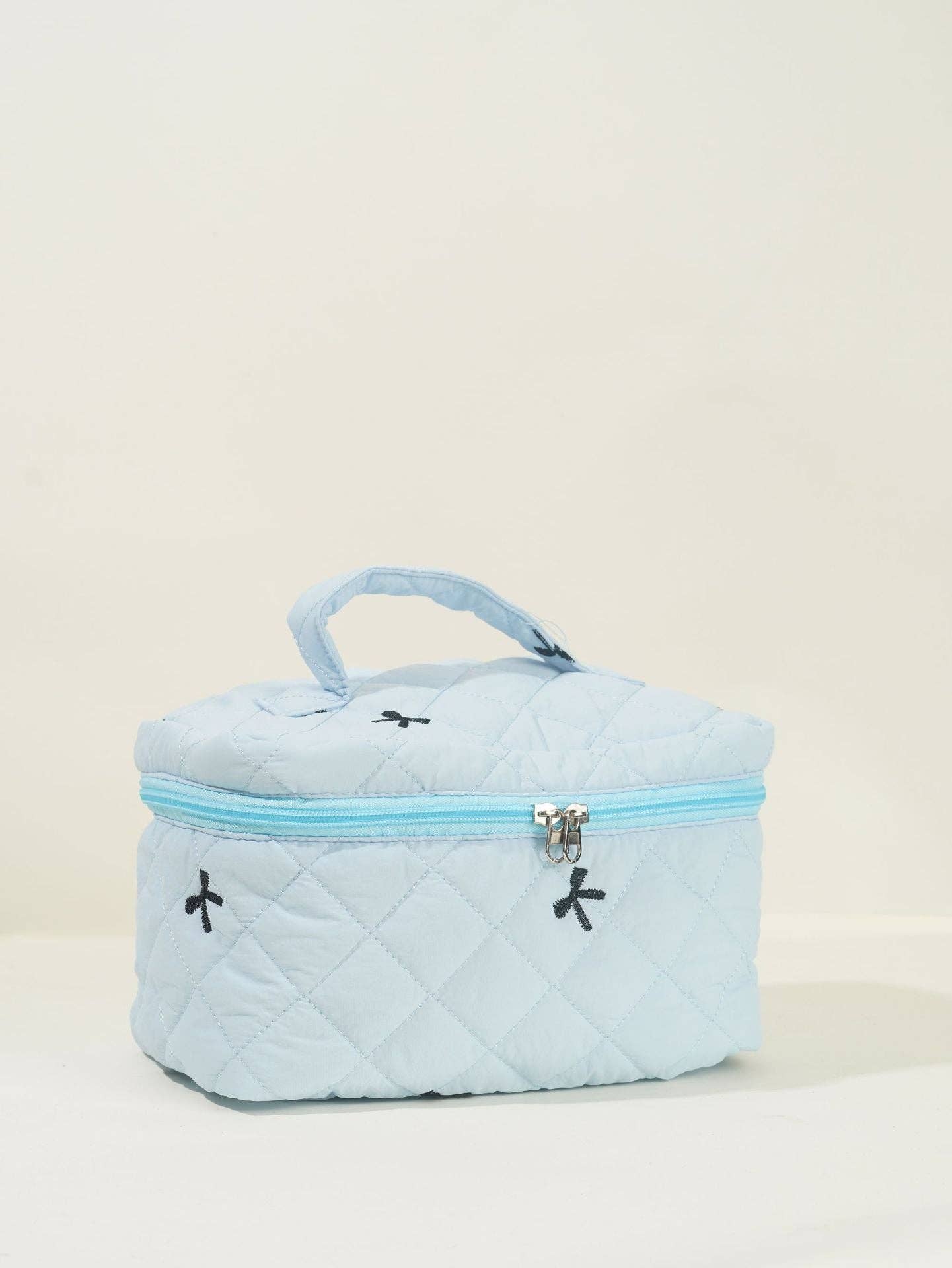 Bows Print Large Capacity Cosmetic Bag