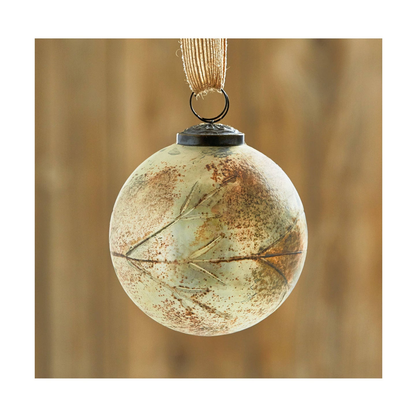 Vine Cut Glass Ornament, 4"