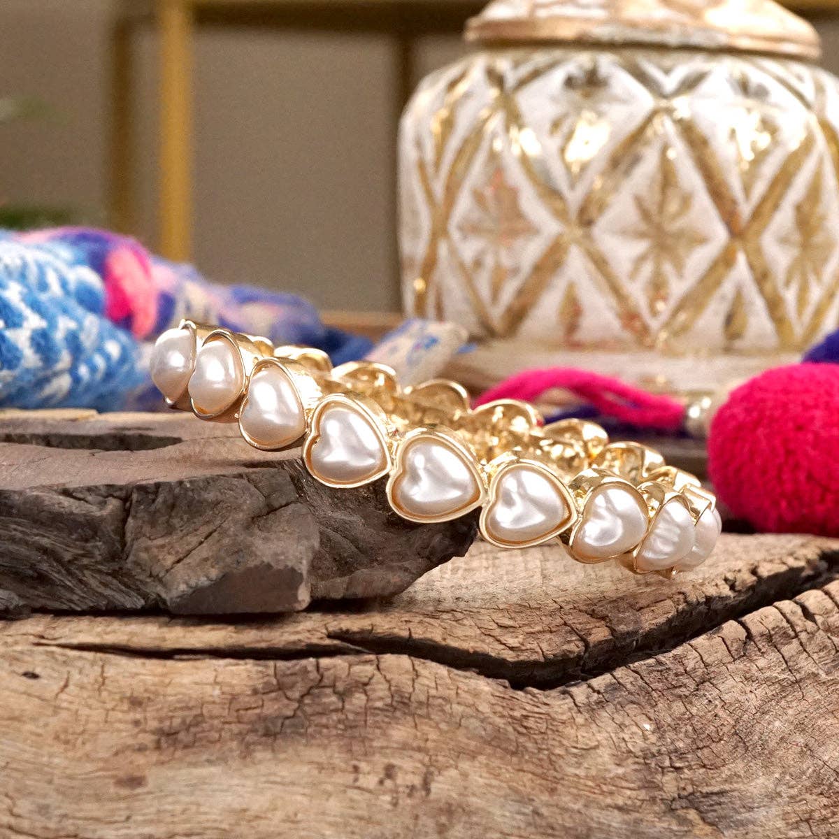 PennyLine inc - Sweetheart Shine – Gold Stretchy Bangle with Pearl Hearts