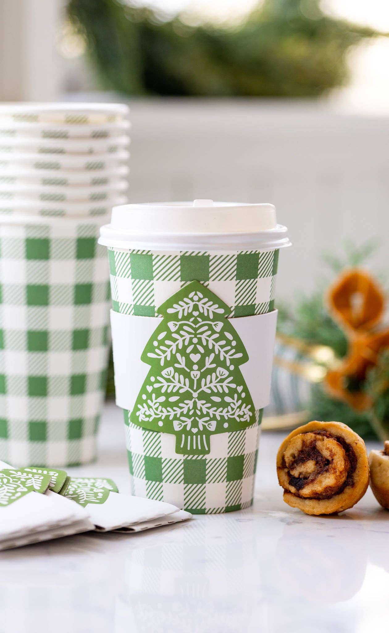 PLTG282A - Vasos para llevar con diseño de árbol de Navidad verde, 8 unidades