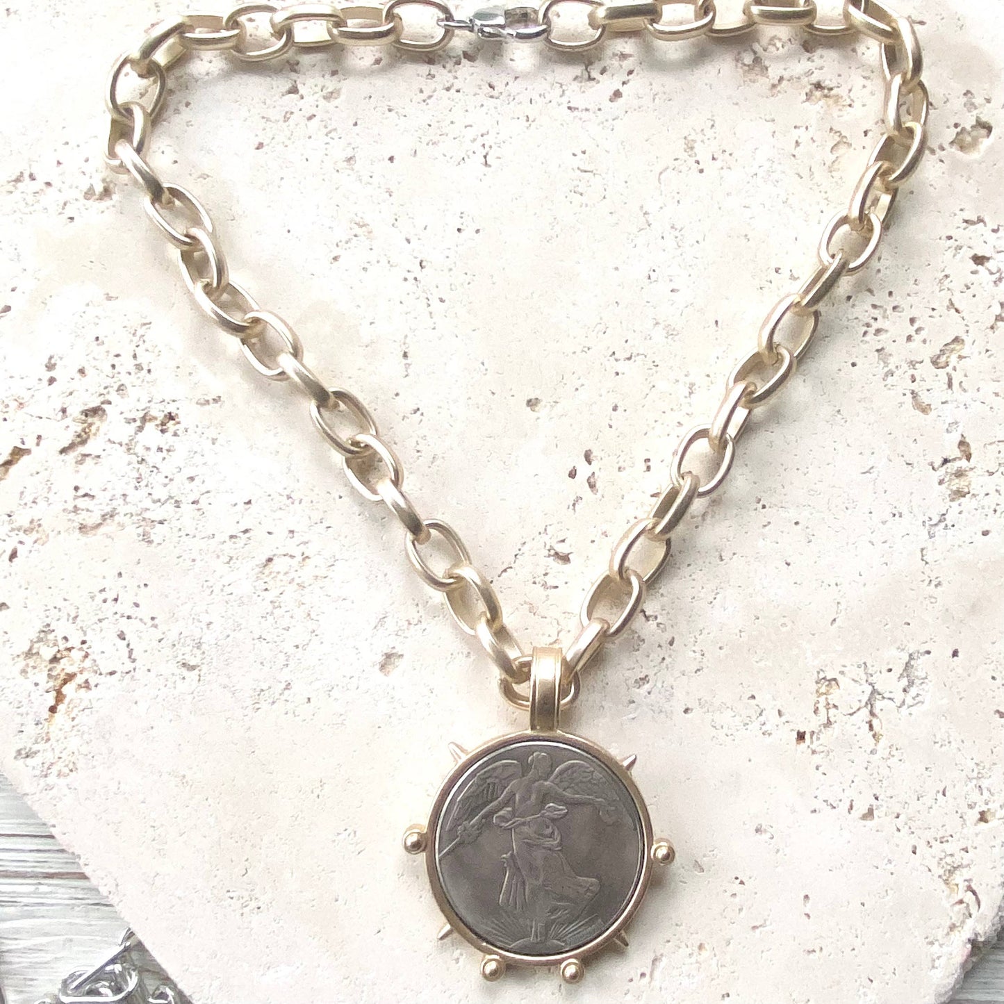 V French Angel Coin N