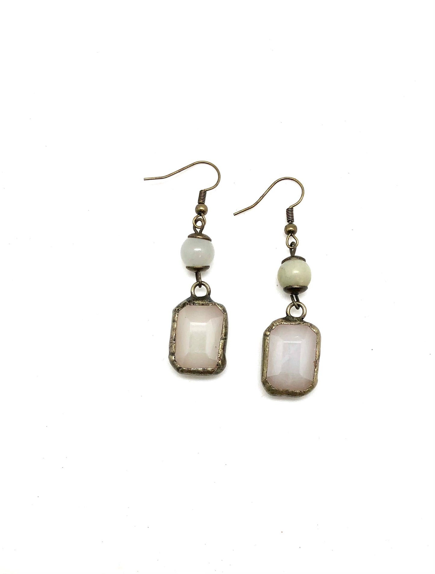 Earring AntiqueGold w/GlassBead&Square Drop French Hook