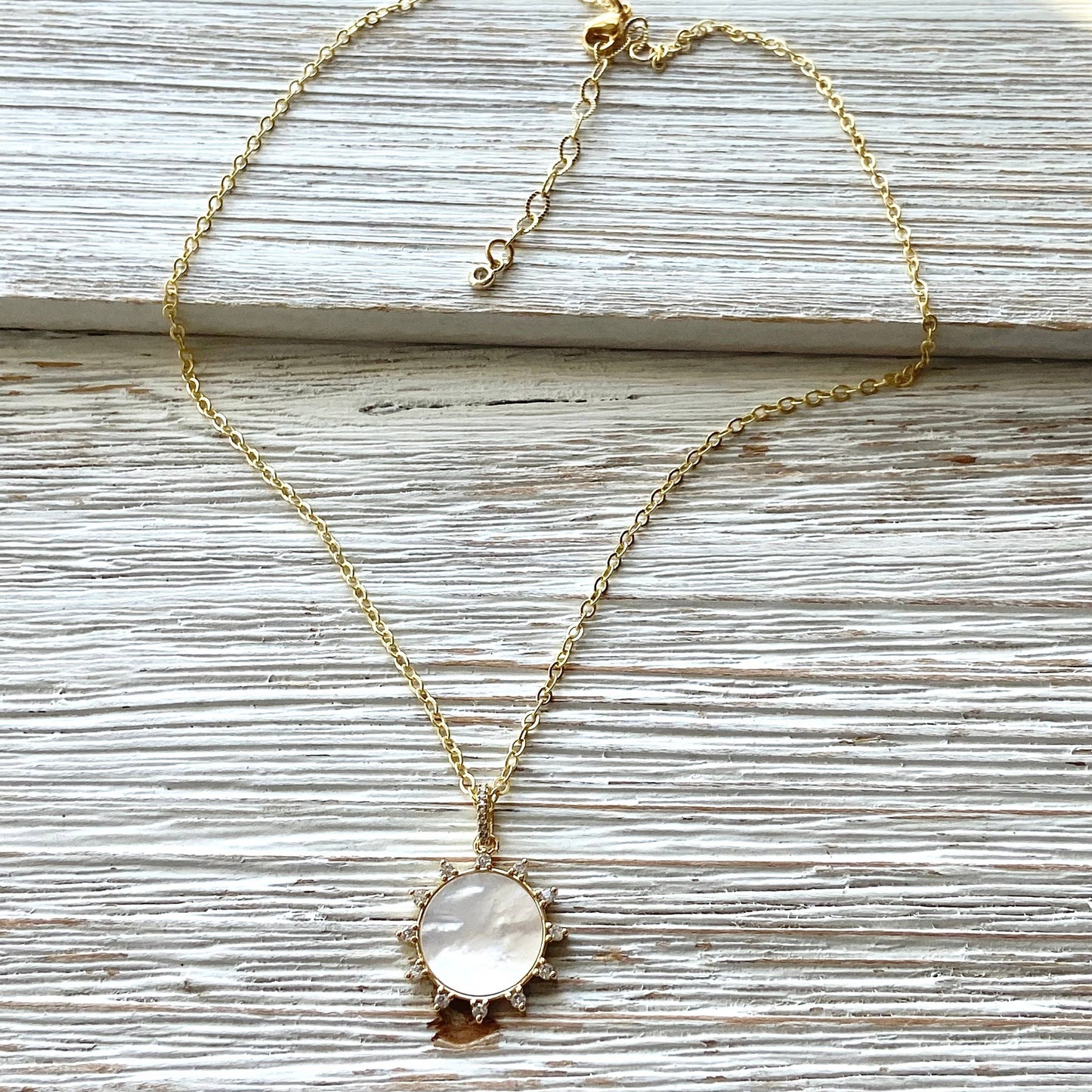 Sun sunburst pearl crystal necklace