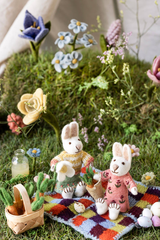 Small White Girly Bunny w/Carrot Basket