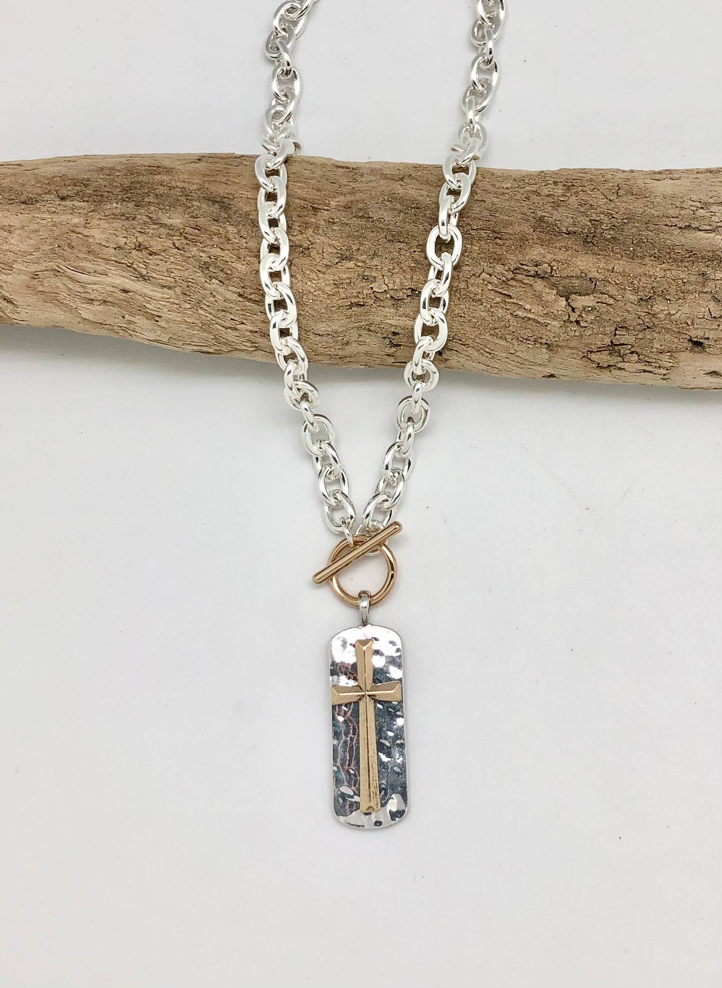 Necklace Alloy Plated Silver LinkChain Toggle w/Cross 18”
