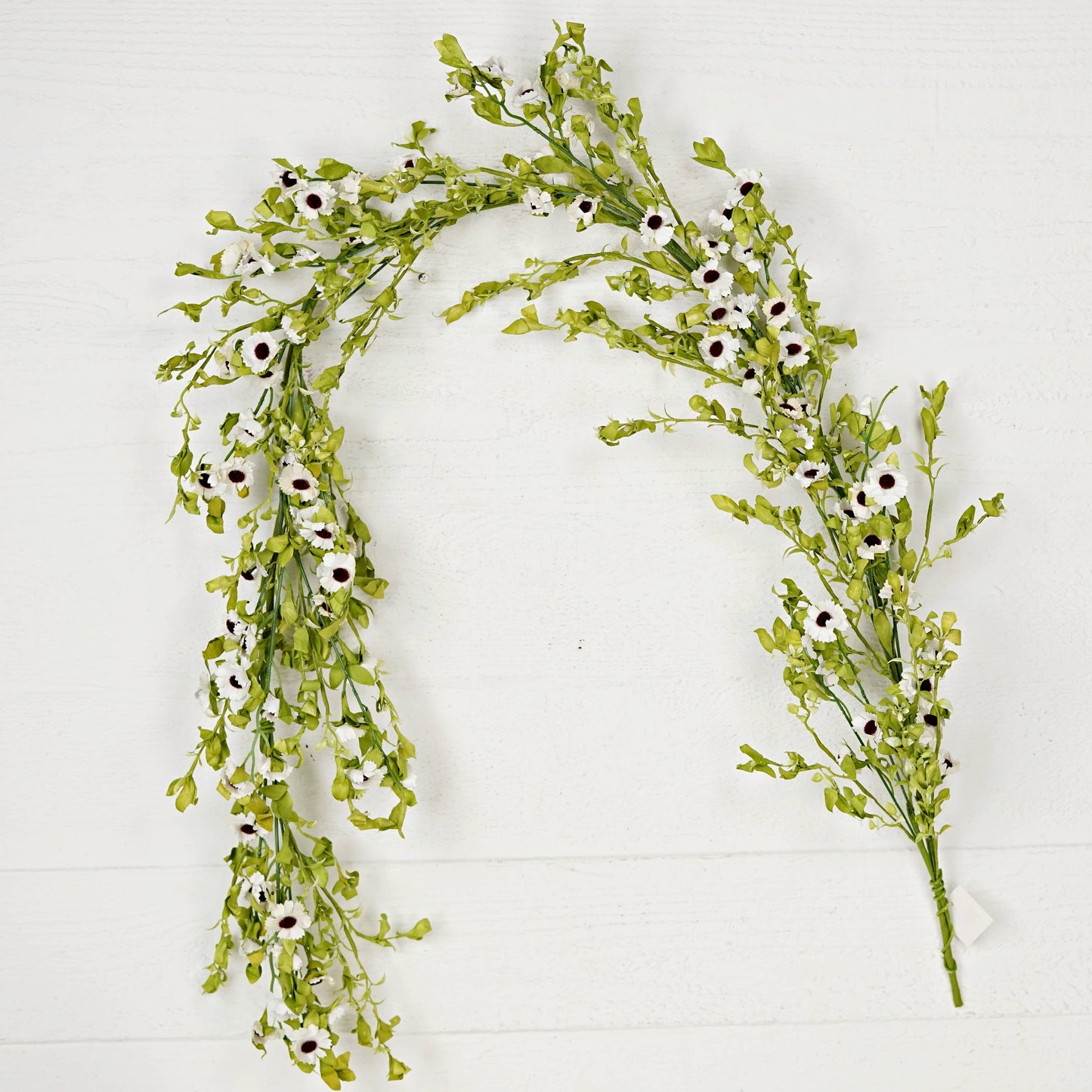 Cream Mountain Daisy Blossoms-5ft Garland-Spring Flo