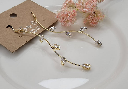 VINE SHAPE DANGLE EARRINGS