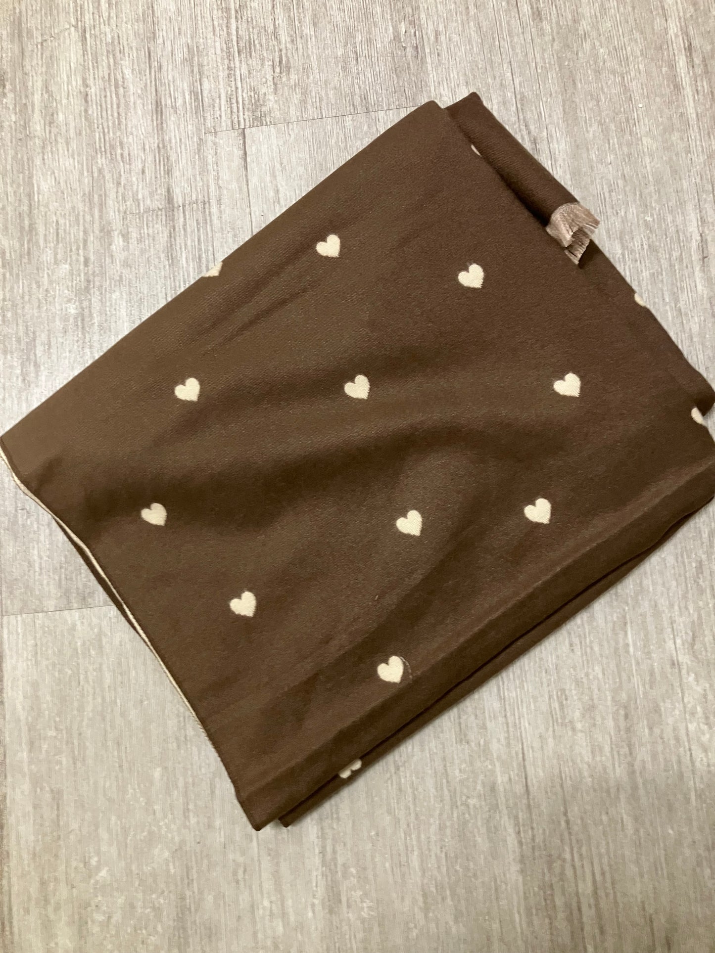 Wrap-small heart-Brown