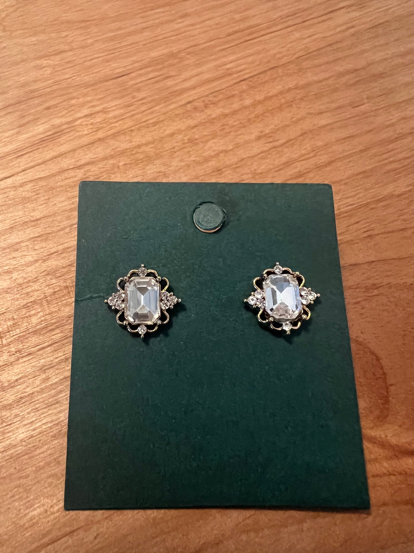 Vintage Style Sparkling Crystal Earrings