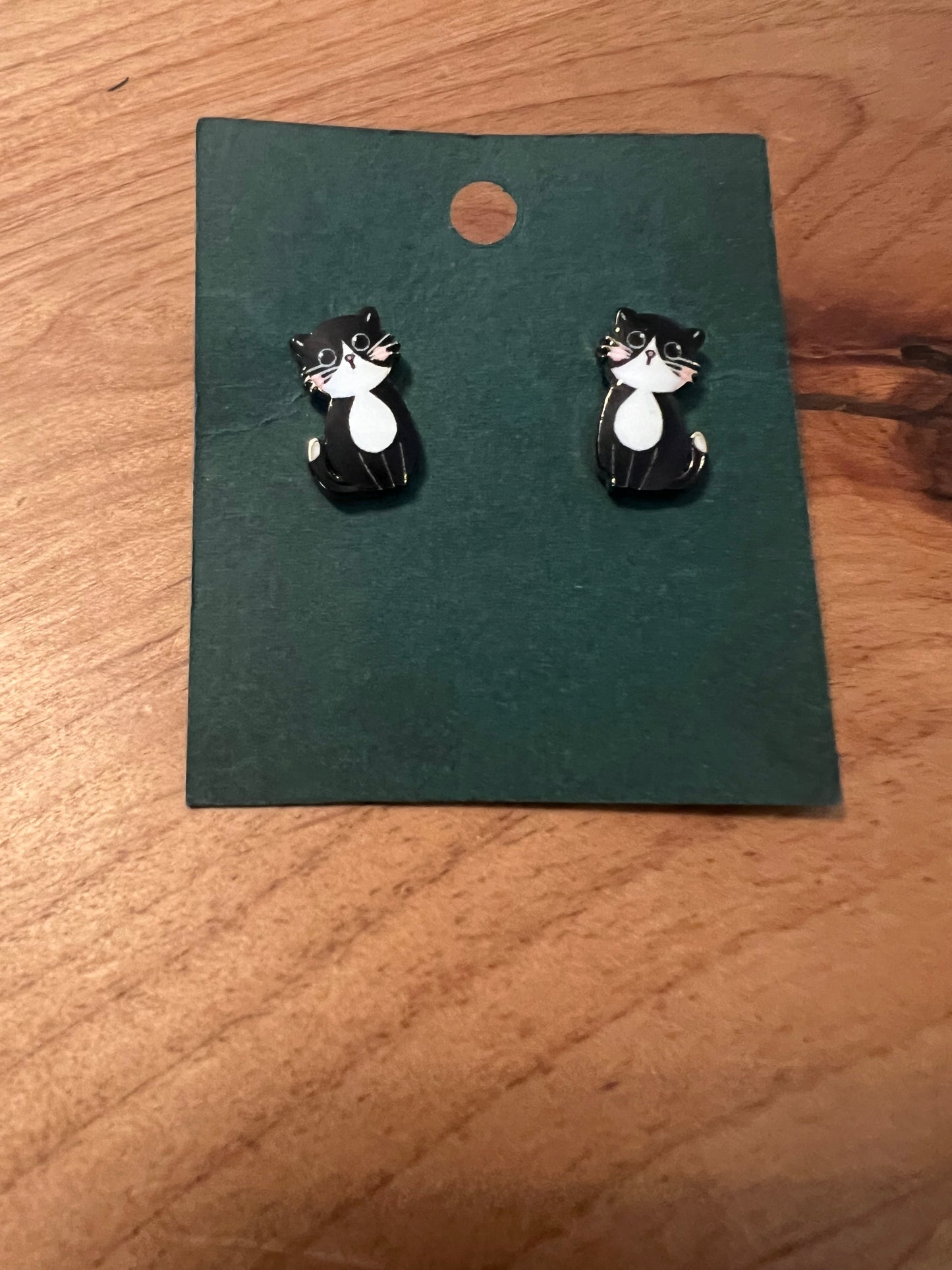 Enamel Style Black and White Kitty