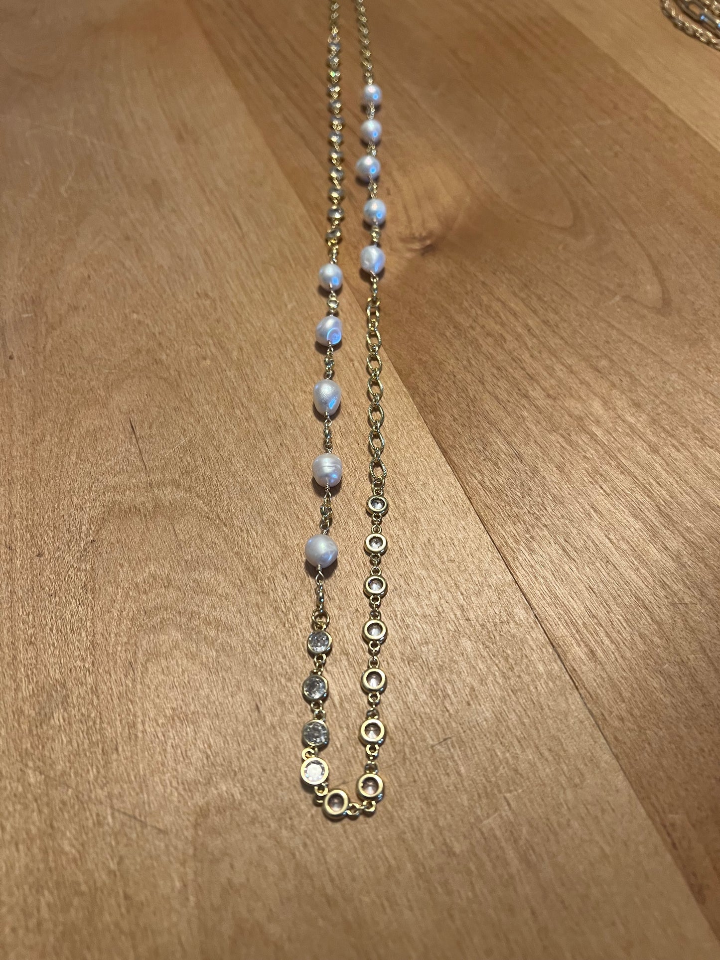 V Long Pearl Layering Chain