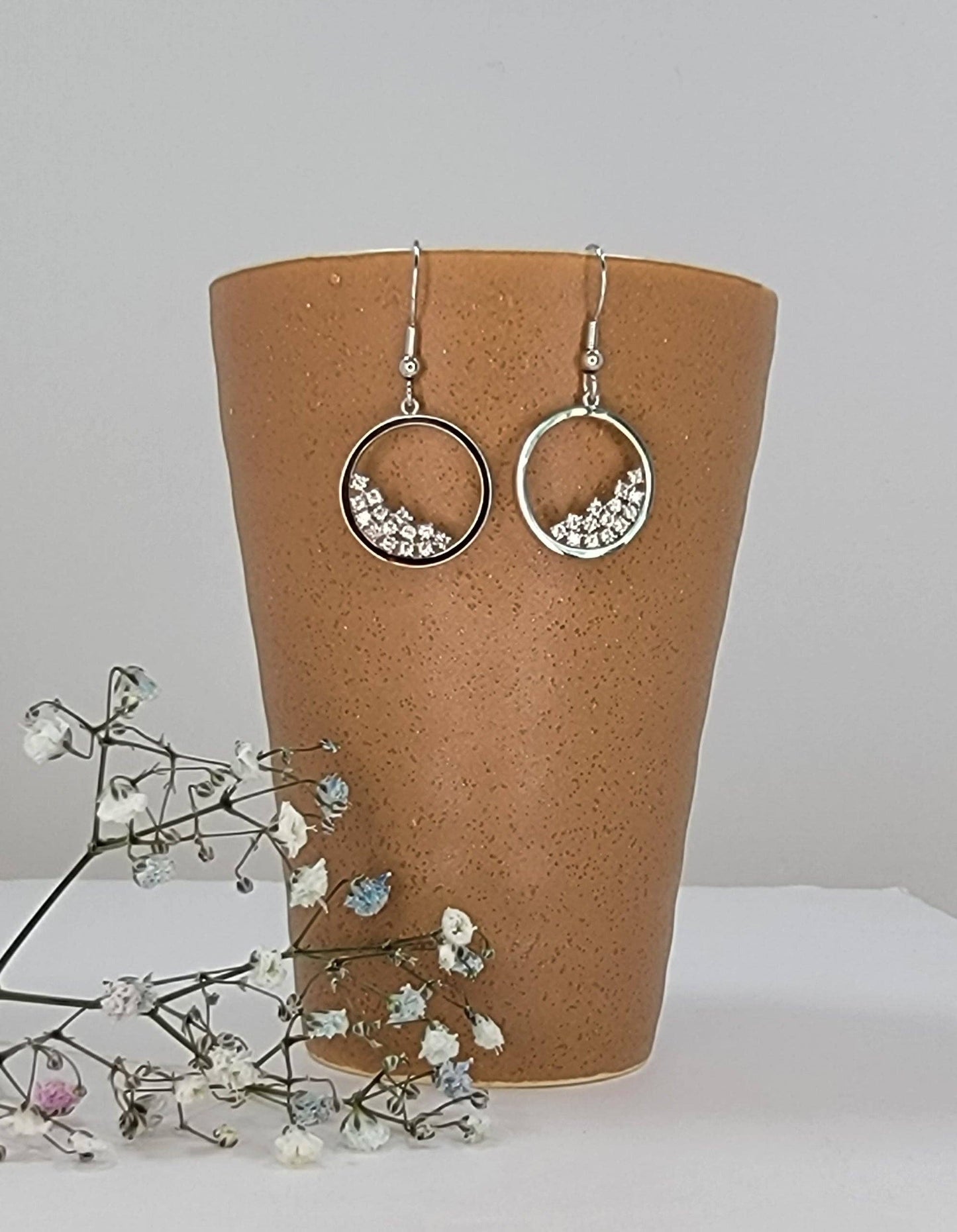 Circle Fill With Stones Hook Earring