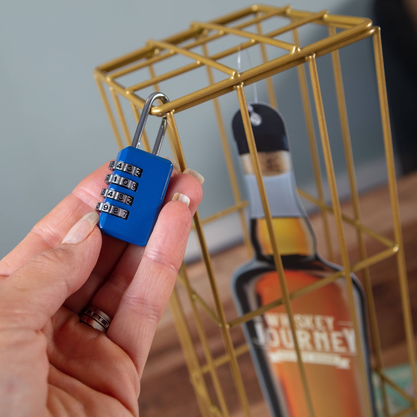 Whiskey Escape Room Puzzle Game - Men's Gifts for Christmas