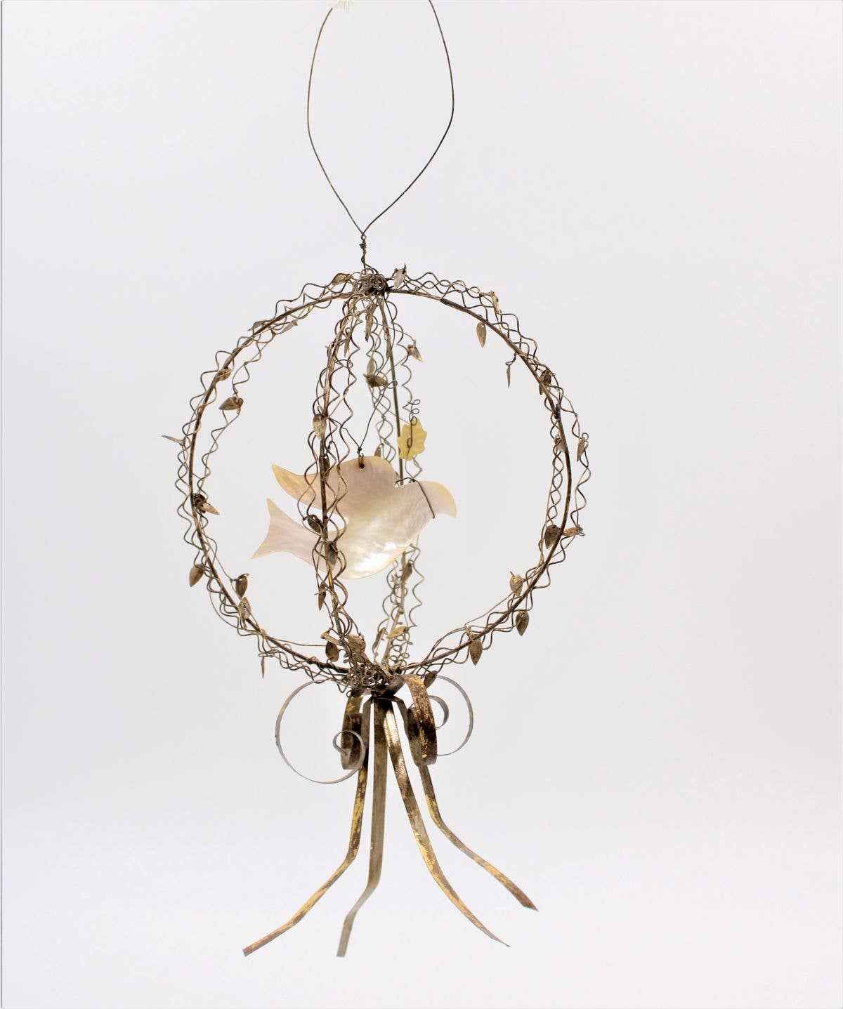 ORNAMENT - GILDED GLOBE - DOV