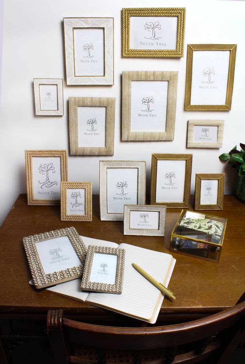 Multi size bead resin frame, gold-white, 5x7 in