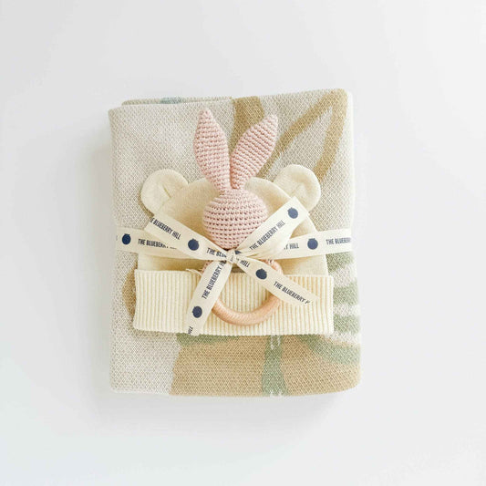 Set Pastel Floral Blanket Hat Rattle Bunny Strawberry Baby: Pink Strawberry
