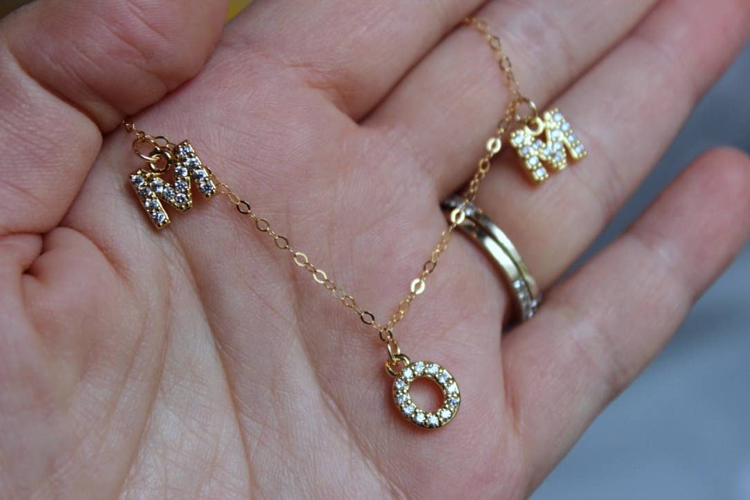 Collar de Mamá en Oro, Joyería de Mamá en Oro