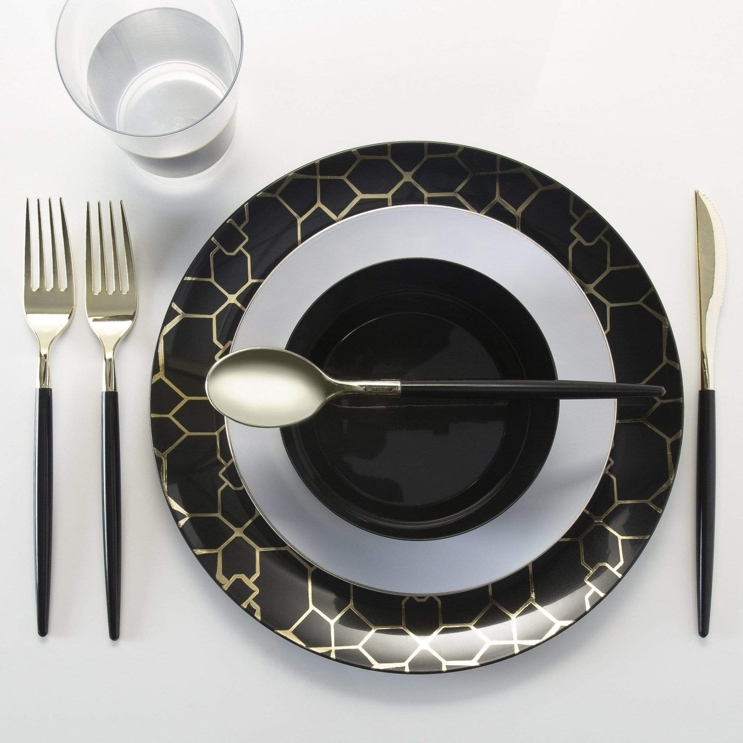 Round White • Gold Plastic Plates | 10 Pack