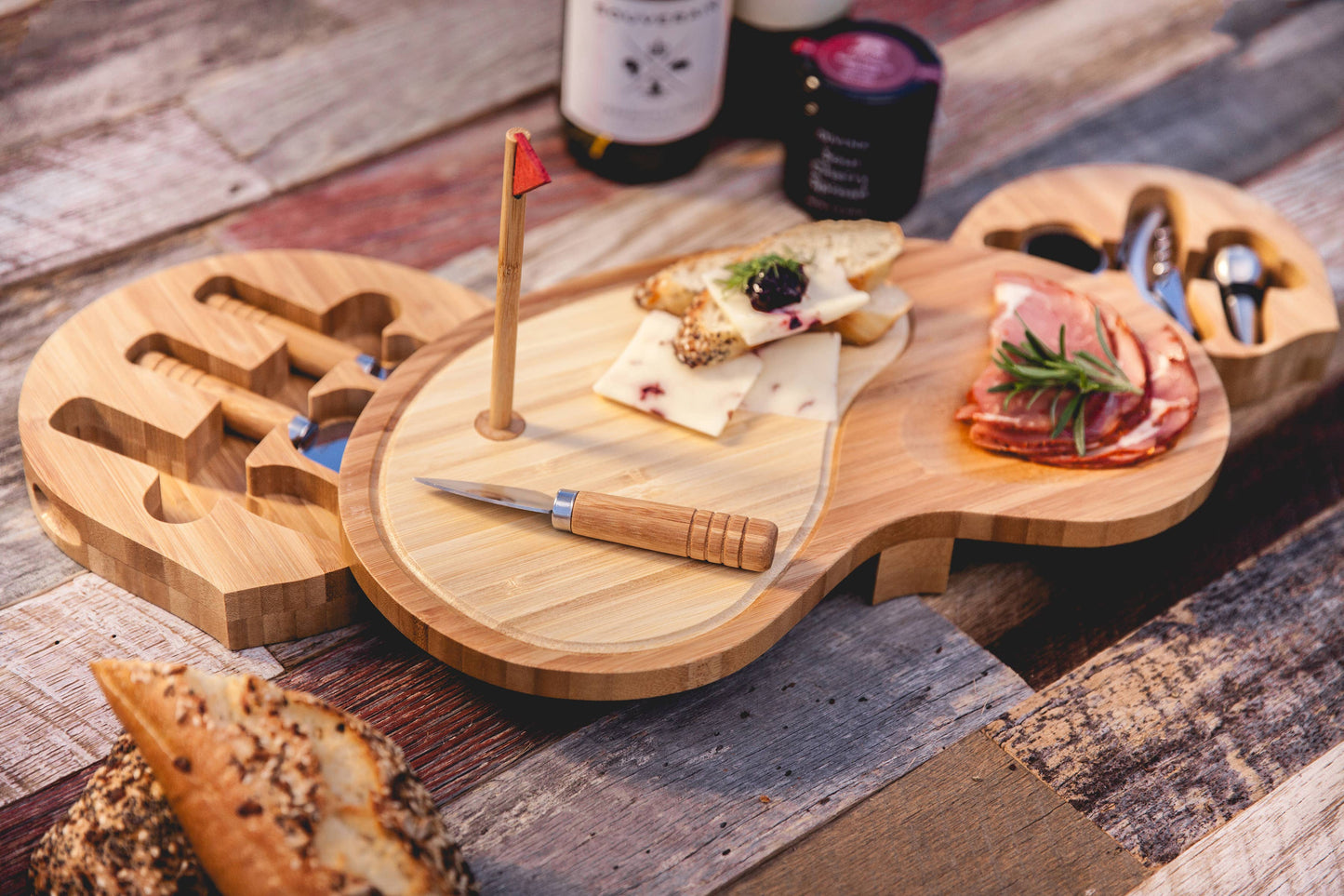 Sand Trap Golf Cheese Cutting Board & Tool Set