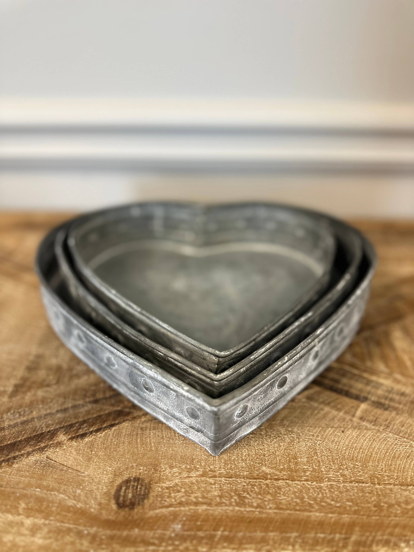 Metal Heart Tray - Set of 3