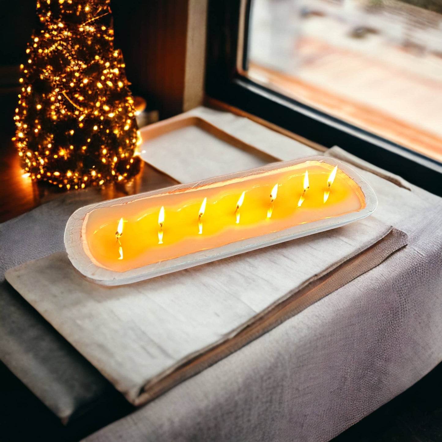 7 Wick Dough Bowl Candle (White)