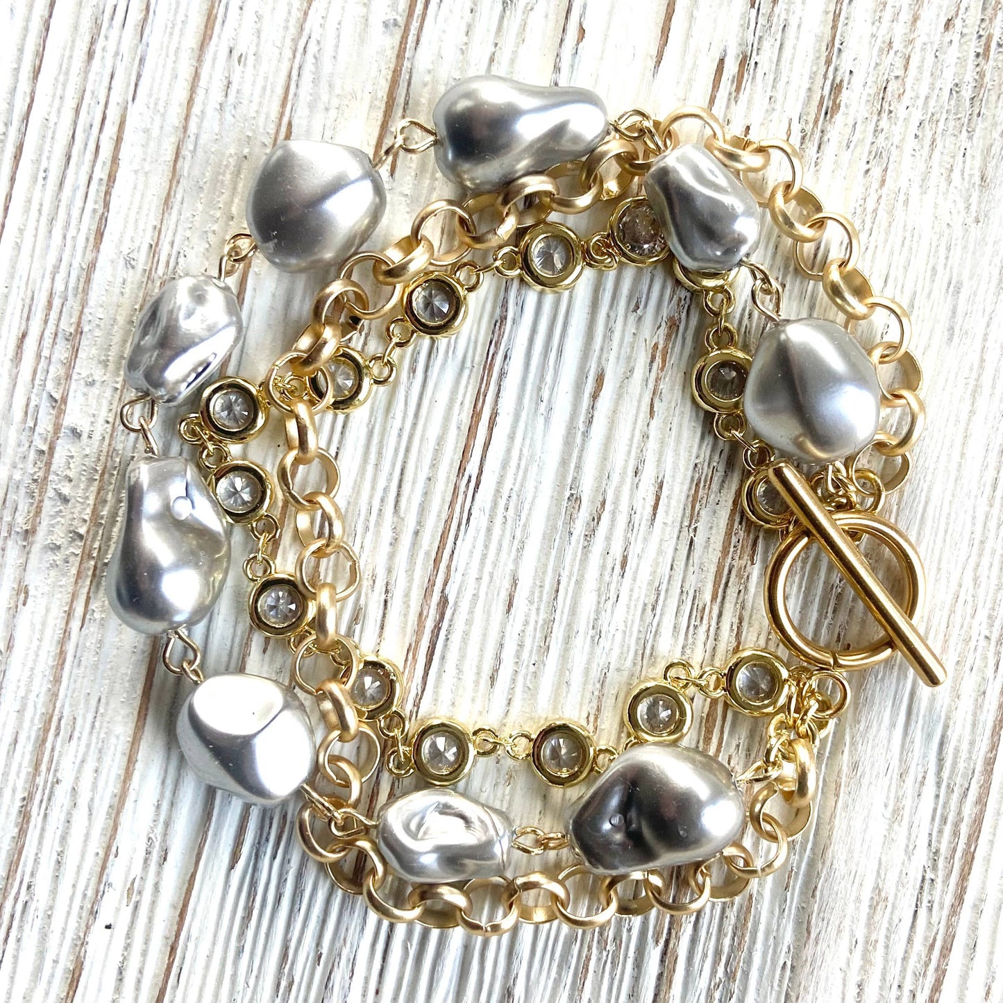 Triple gray porcelian pearl baroque bracelet gold