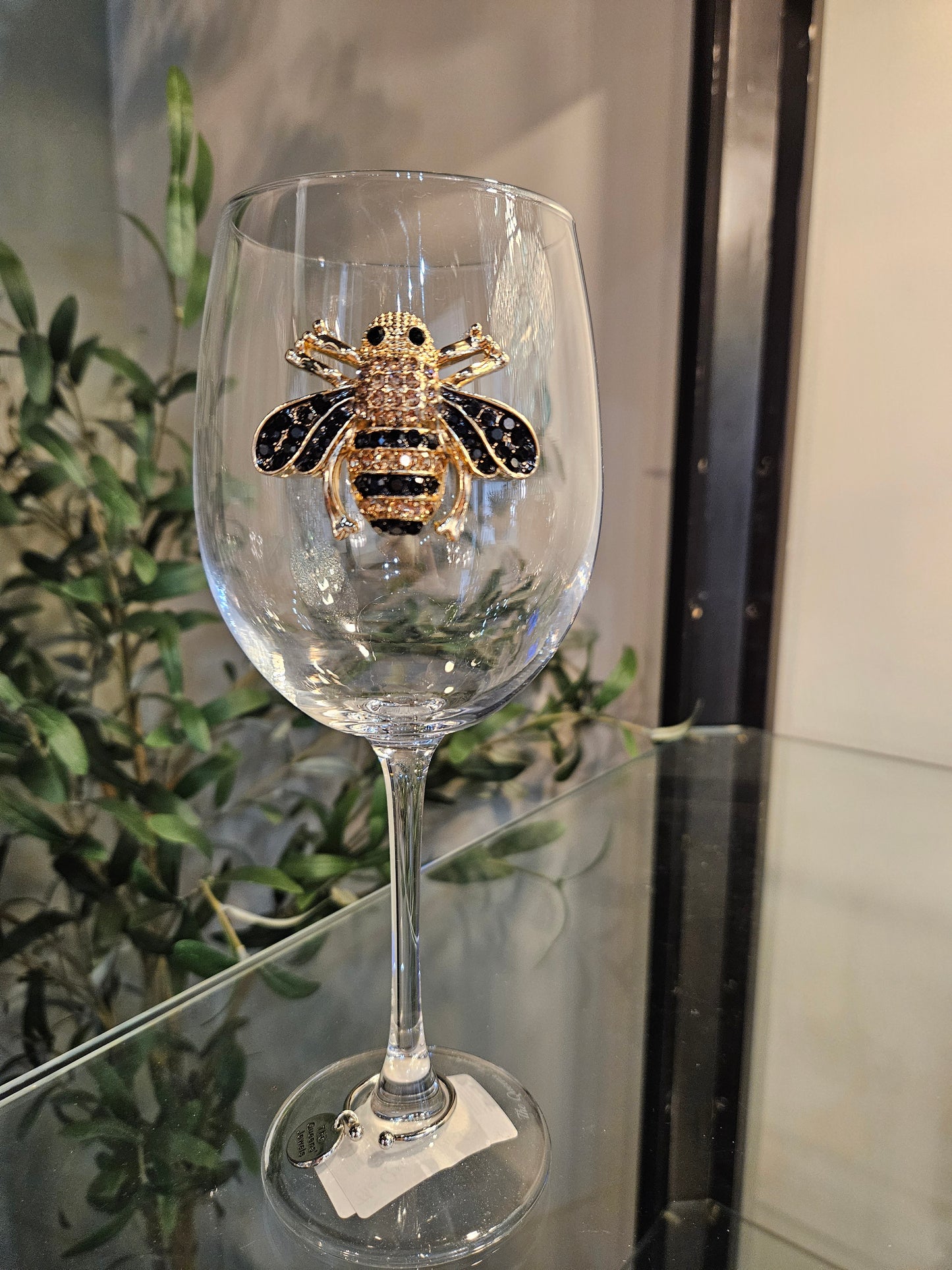 Bee Stemmed Wine Glass