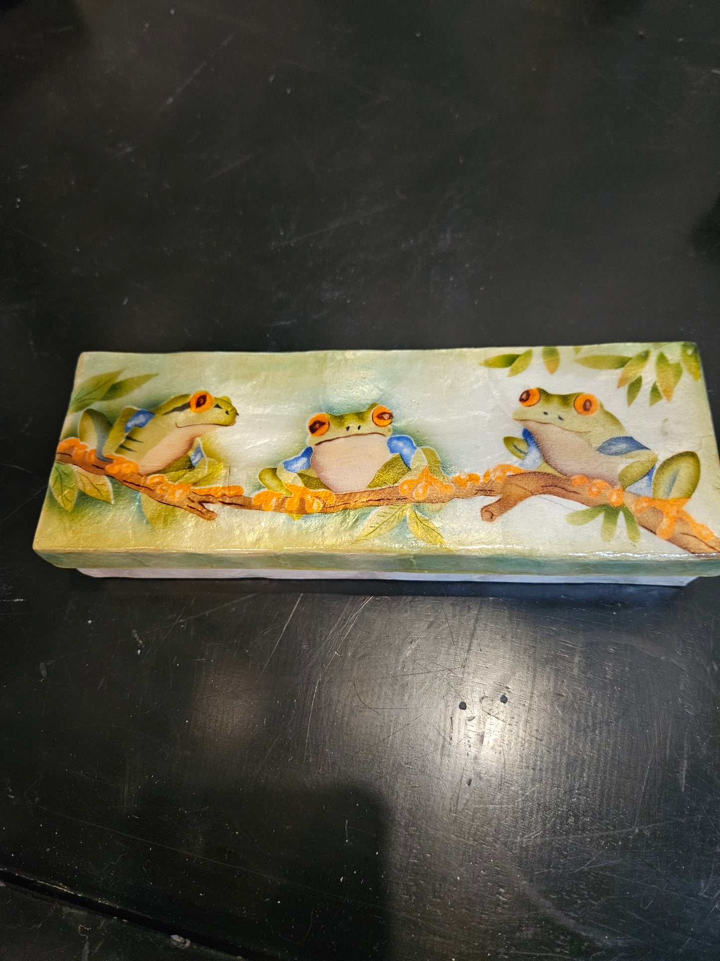 Tree Frogs Long Capiz Box