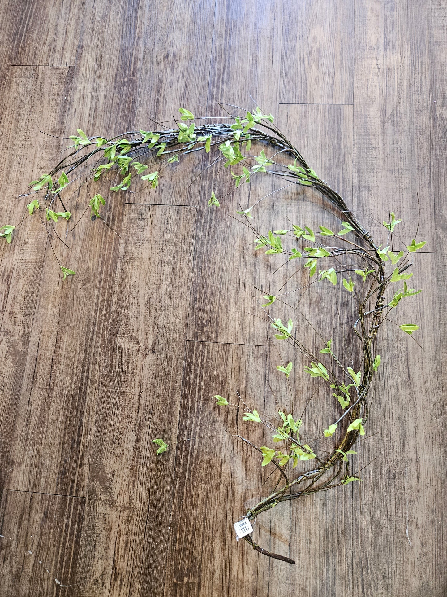 TK Twiggy Leaf Garland