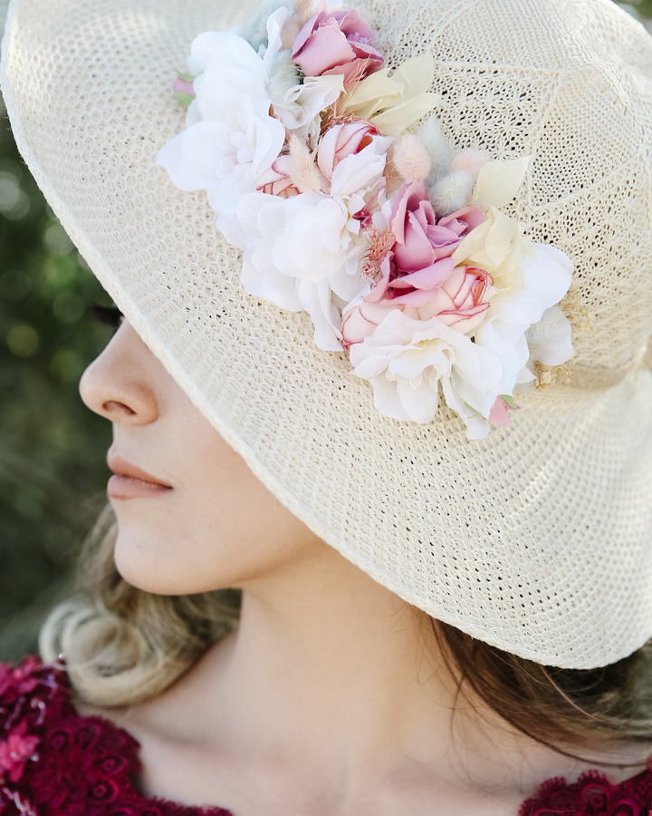 Hosting the Perfect Kentucky Derby Watch Party: Where Refined Elegance Meets Racing Passion