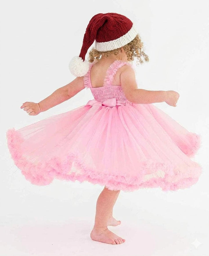 Picture-Perfect Holidays: Wardrobe Must-Haves for Your Little One's Seasonal Photos