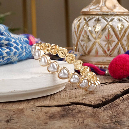 PennyLine inc - Sweetheart Shine – Gold Stretchy Bangle with Pearl Hearts