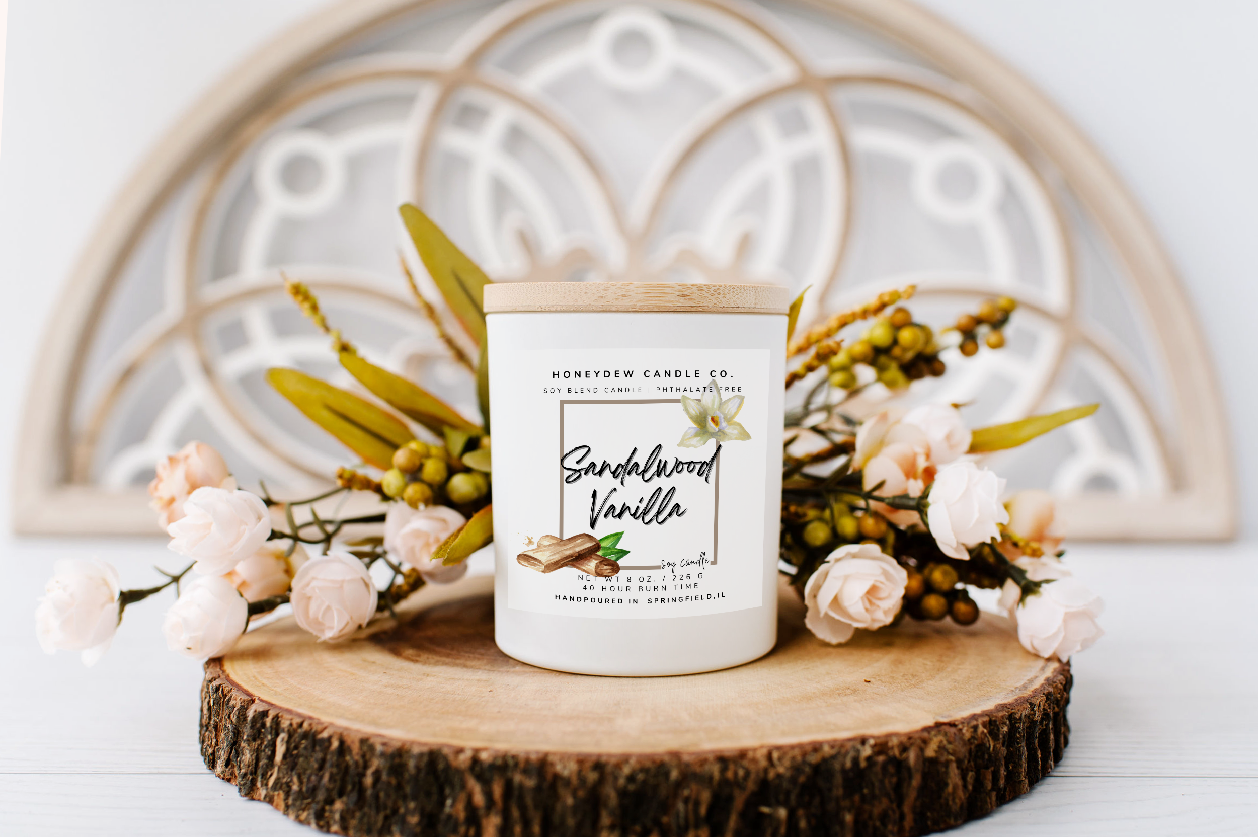 Sandalwood Vanilla Candle - Thumbnail 3