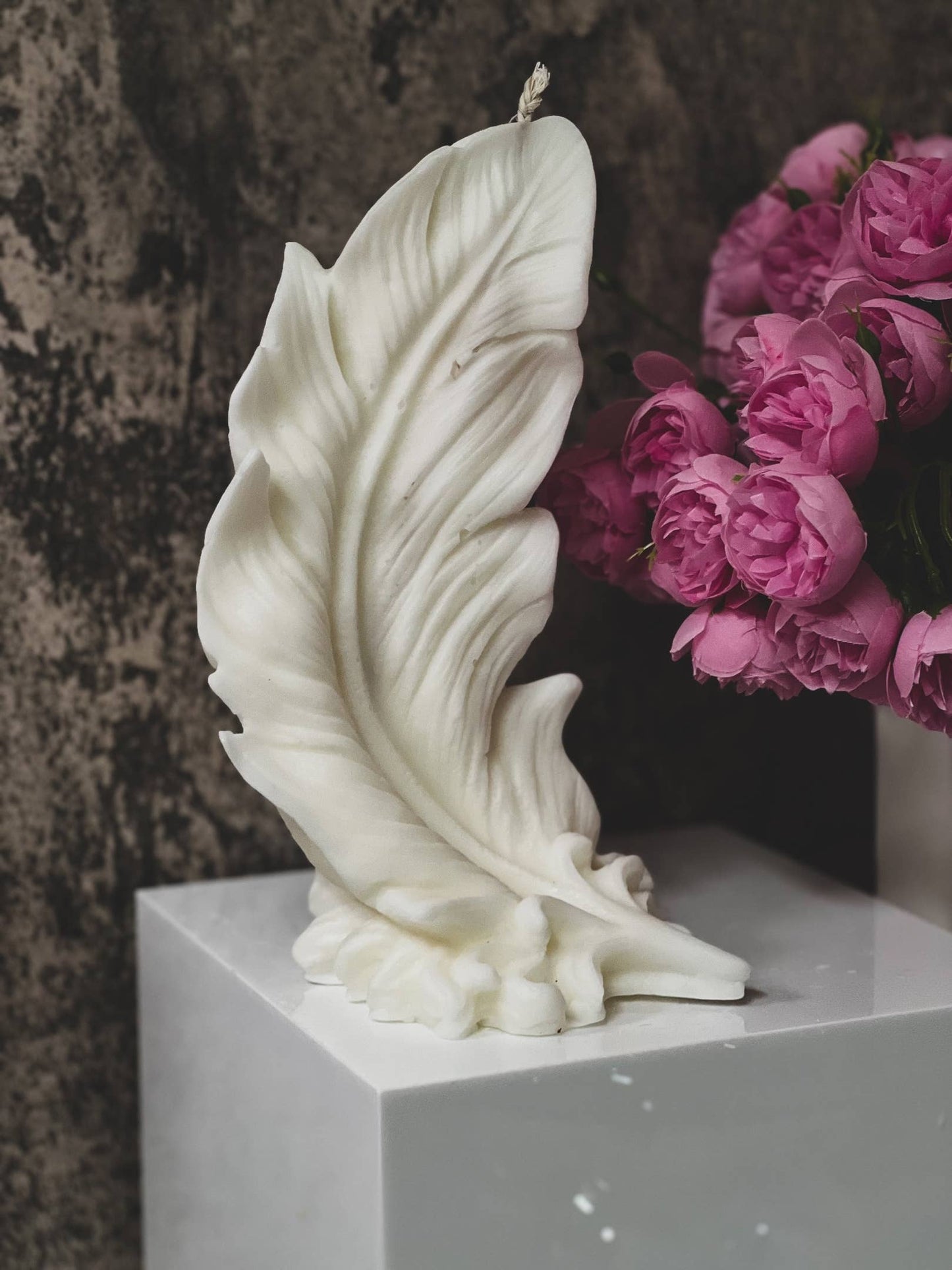 Huge Feather Candle 9.5x5in - Flowers