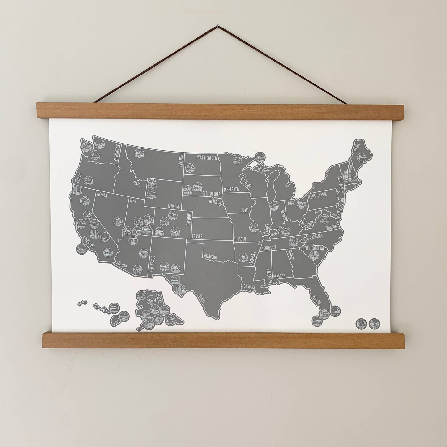 Magnetic Teak Wood Hanging Frame-17"