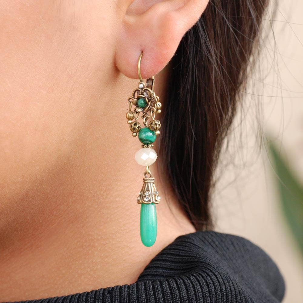 Joyería Sweet Romance - Pendientes colgantes de jadeíta vintage E1353