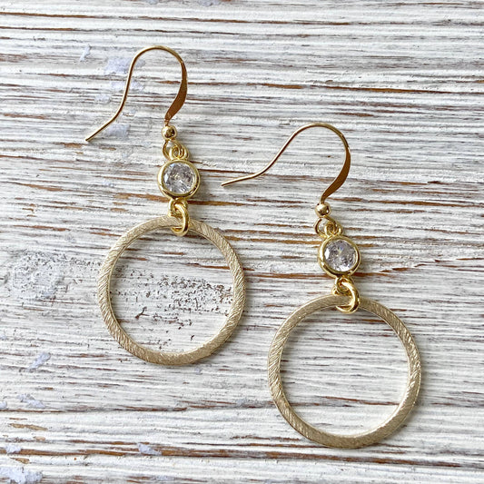 Aros, dorados, boutique, salón, modernos.