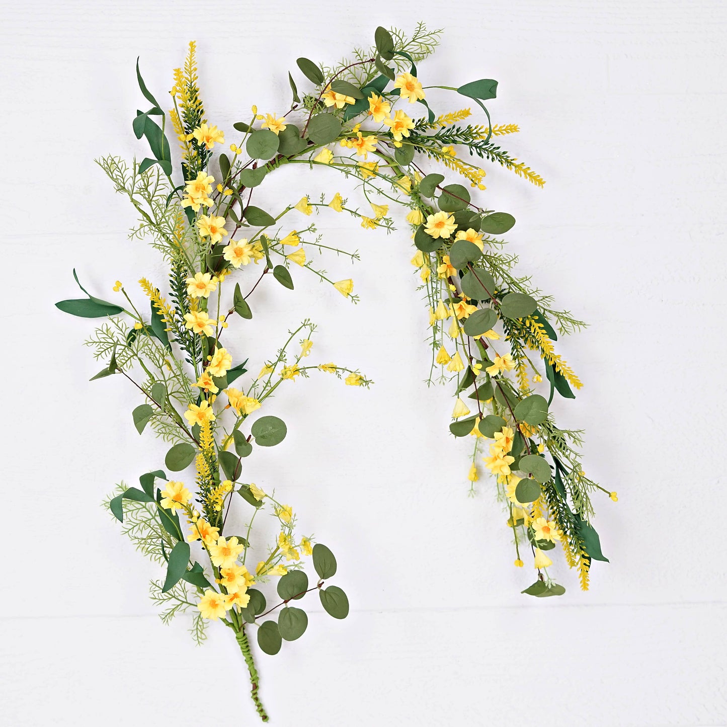 4ft Garland-Yellow Wild Daylily with Leaves