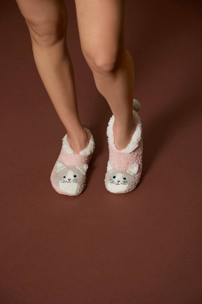 Memoi Kitty Embellished Plush Lined Slipper