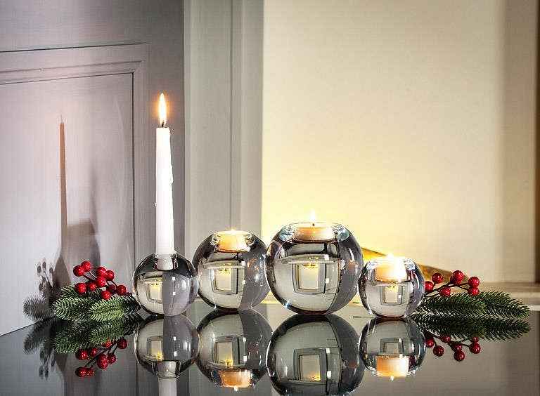 Medium Clear Ball Tealight Holder
