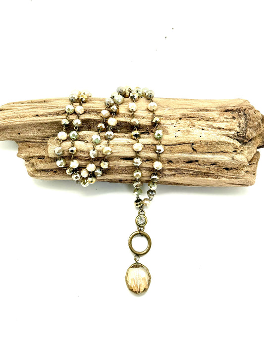 Necklace Vintage Style Multi Beads w/Circle Beveled Glass 30”