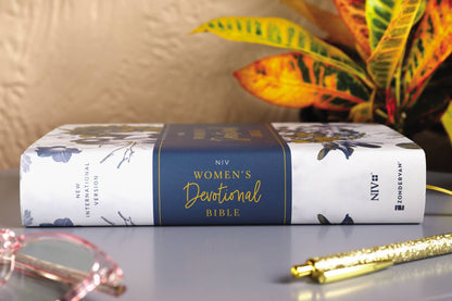 NIV Women's Devotional Bible Hardcover