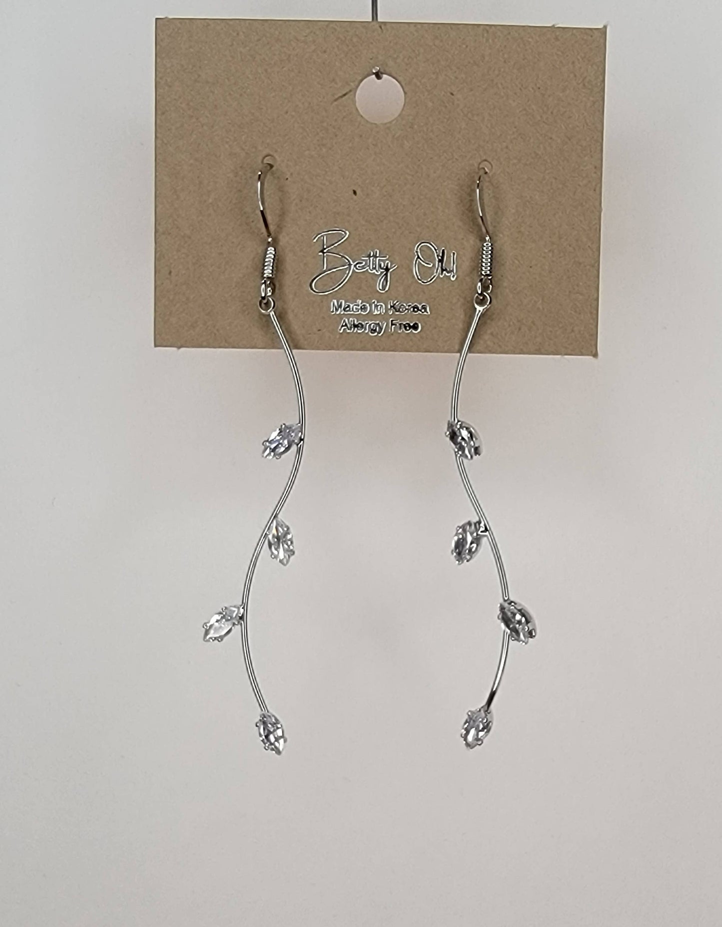 VINE SHAPE DANGLE EARRINGS