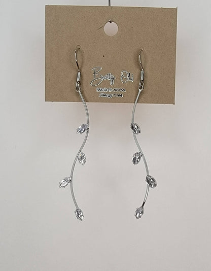 VINE SHAPE DANGLE EARRINGS